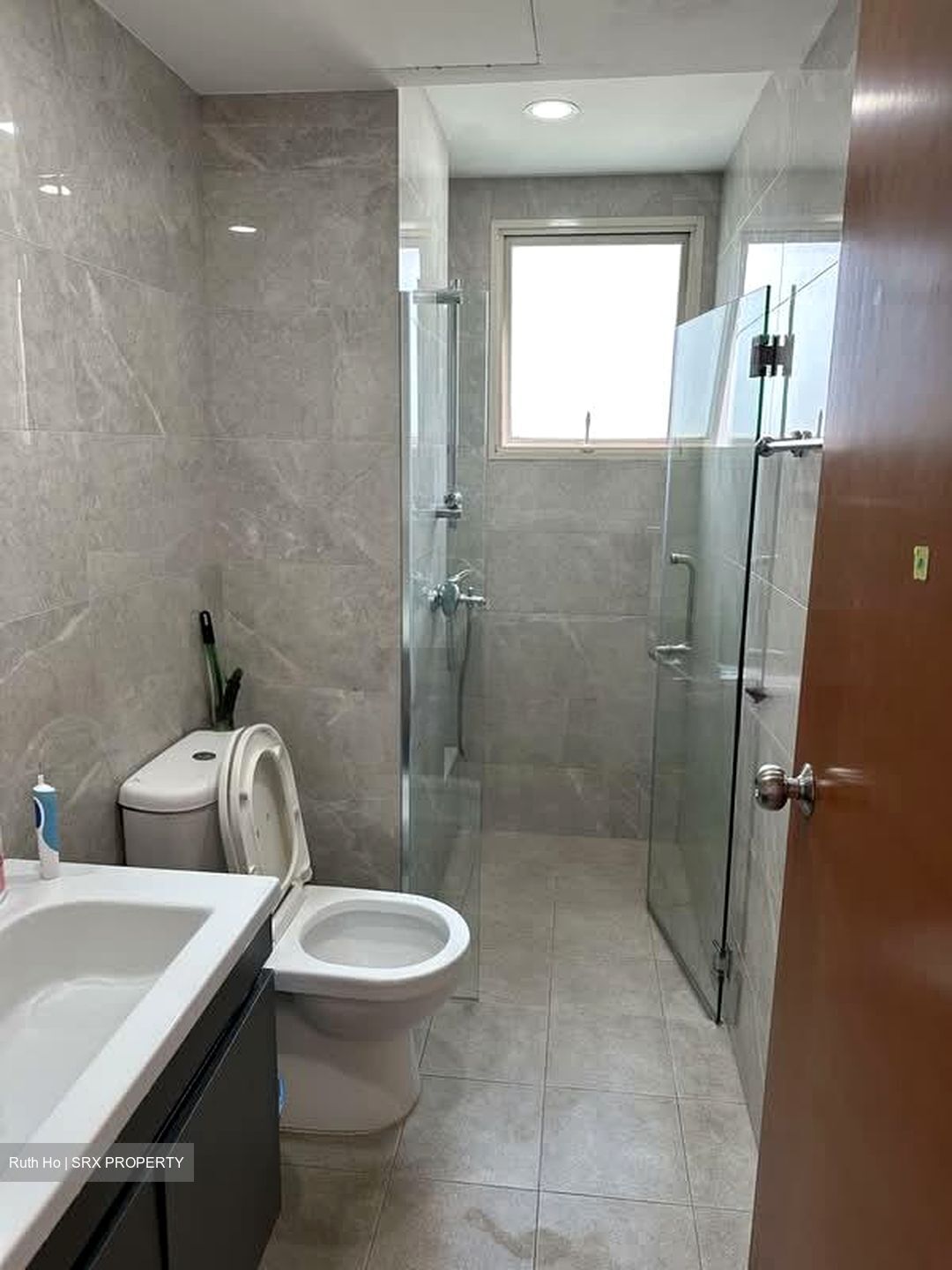 Lilydale (D27), Condominium #578813371